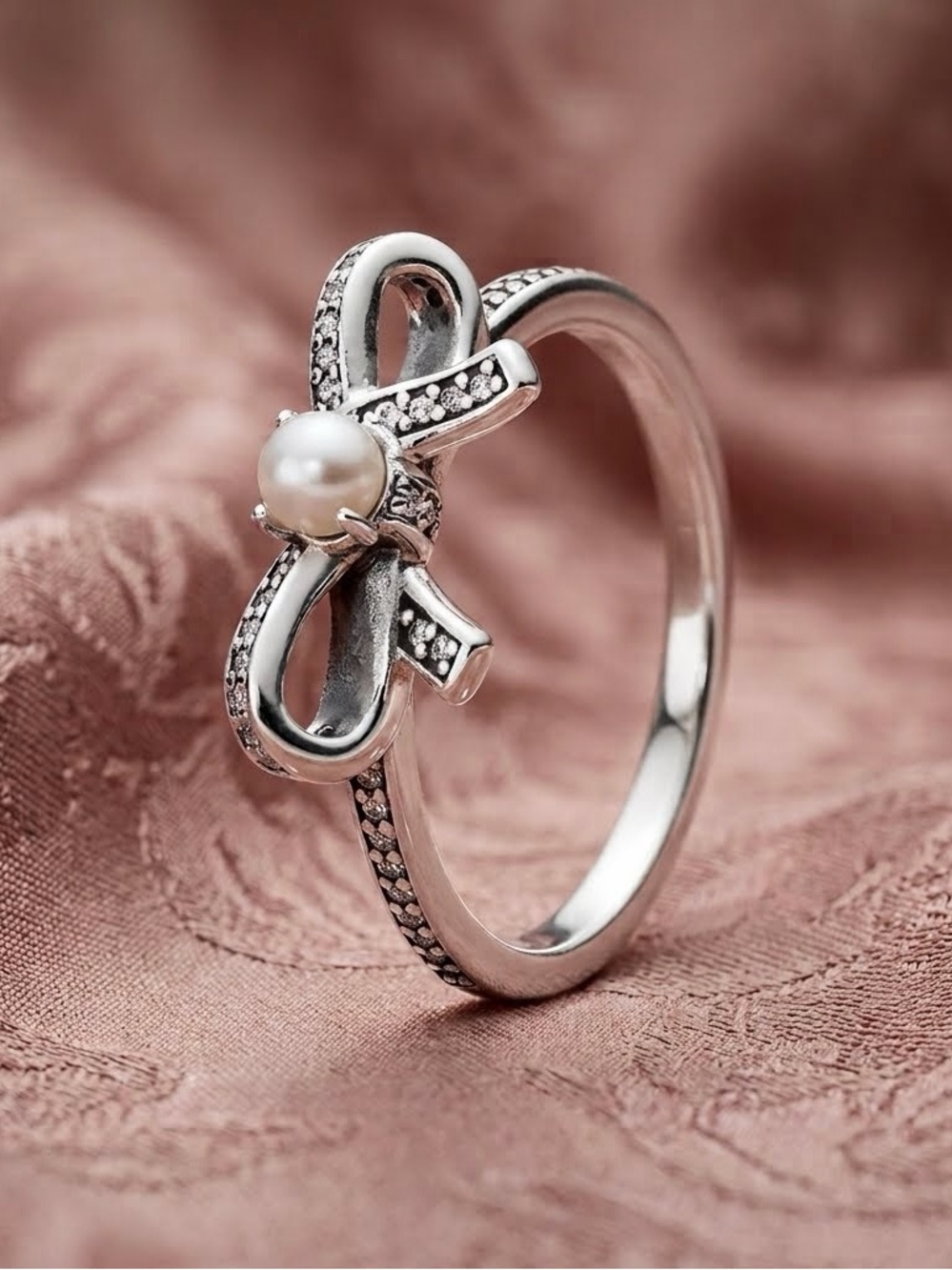 Pandora Silver Bow Ring with White Pearl